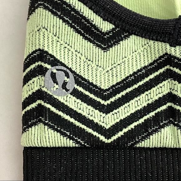 Lululemon Ebb & Flow Chevron Reversible Racerback Bra 6 - Picture 3 of 9